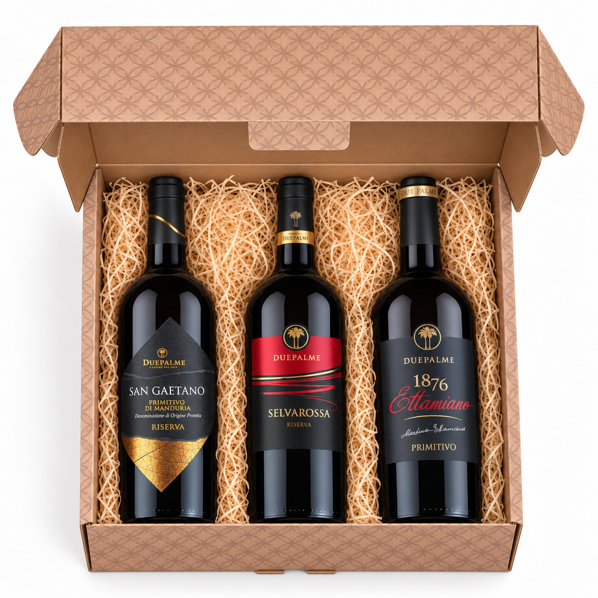 Draufsicht auf die Premium-Geschenkbox mit drei 0,75-Liter-Rotweinen von Cantine Due Palme: Sangaetano Riserva, Selvarossa Riserva und Ettamiano.